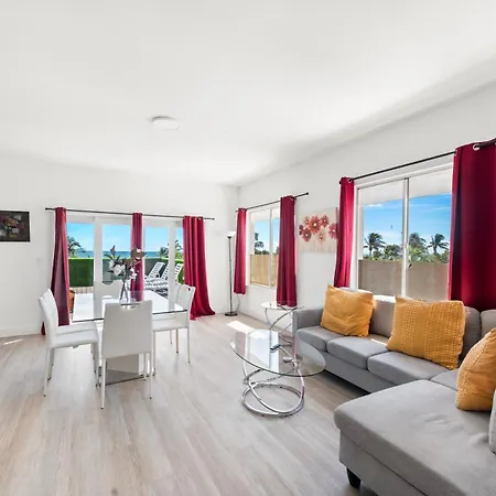 Sobe Suites In Miami Beach Exterior photo